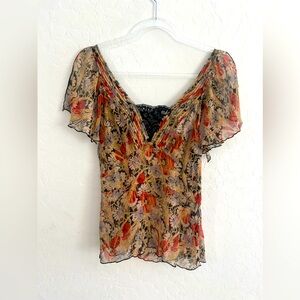 Free People Sheer Floral Top Bohochiffon split Flutter Sleeve size 8 100% silk